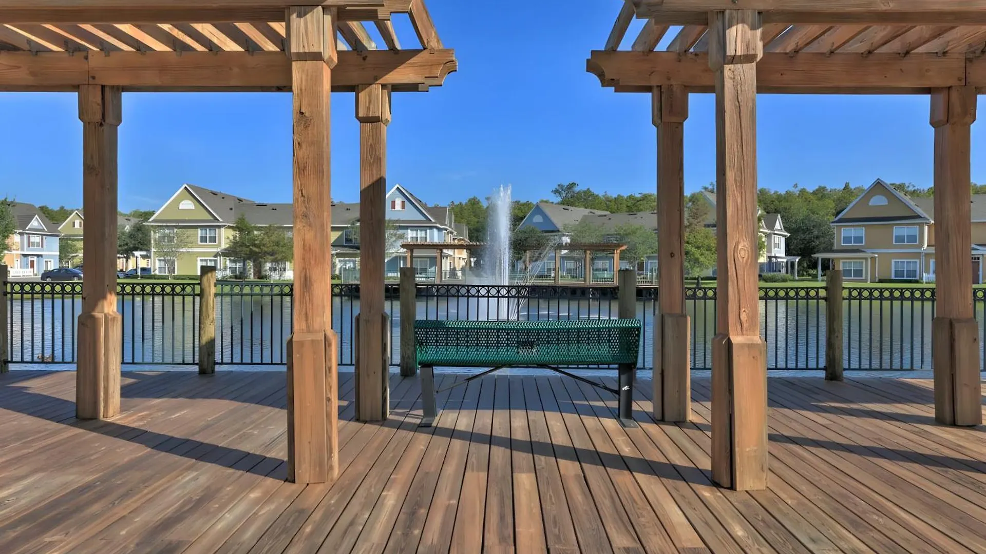 Haven Beautiful 3 Bedroom Th In Gated Community
