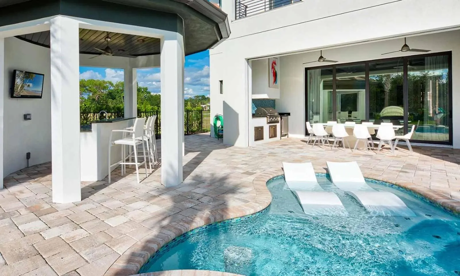 Luxury 6 Bdrm Retreat With Gaming Loft Area At Reunion Holiday home *