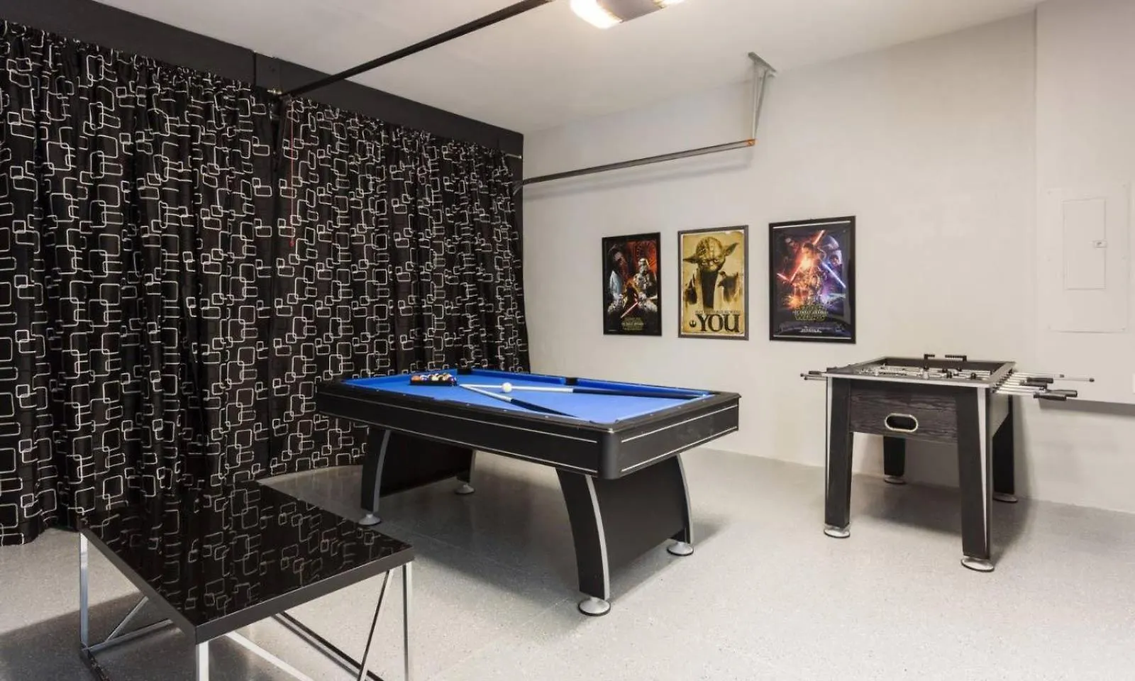 Modern 5 Bdrm With Fun Themed Bedrooms At Reunion Holiday home