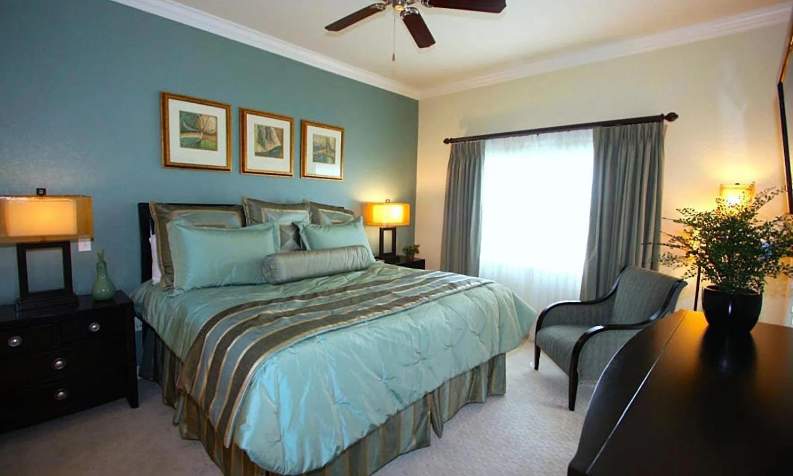 Holiday home Sun Kissed 3 Bdrm With Balcony Access At Reunion