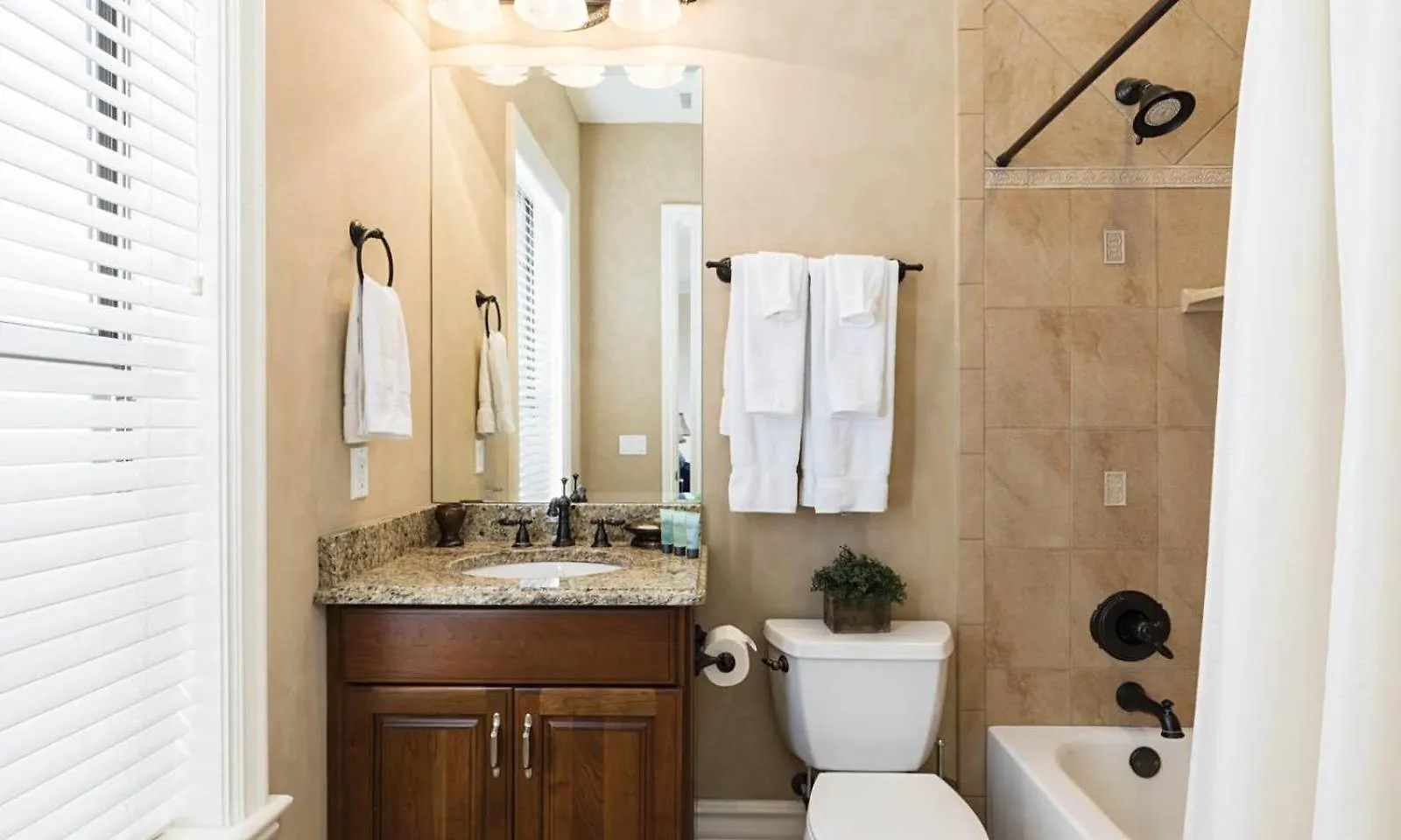 Wonderful 6 Bdrm With Private Pool At Reunion Holiday home Kissimmee