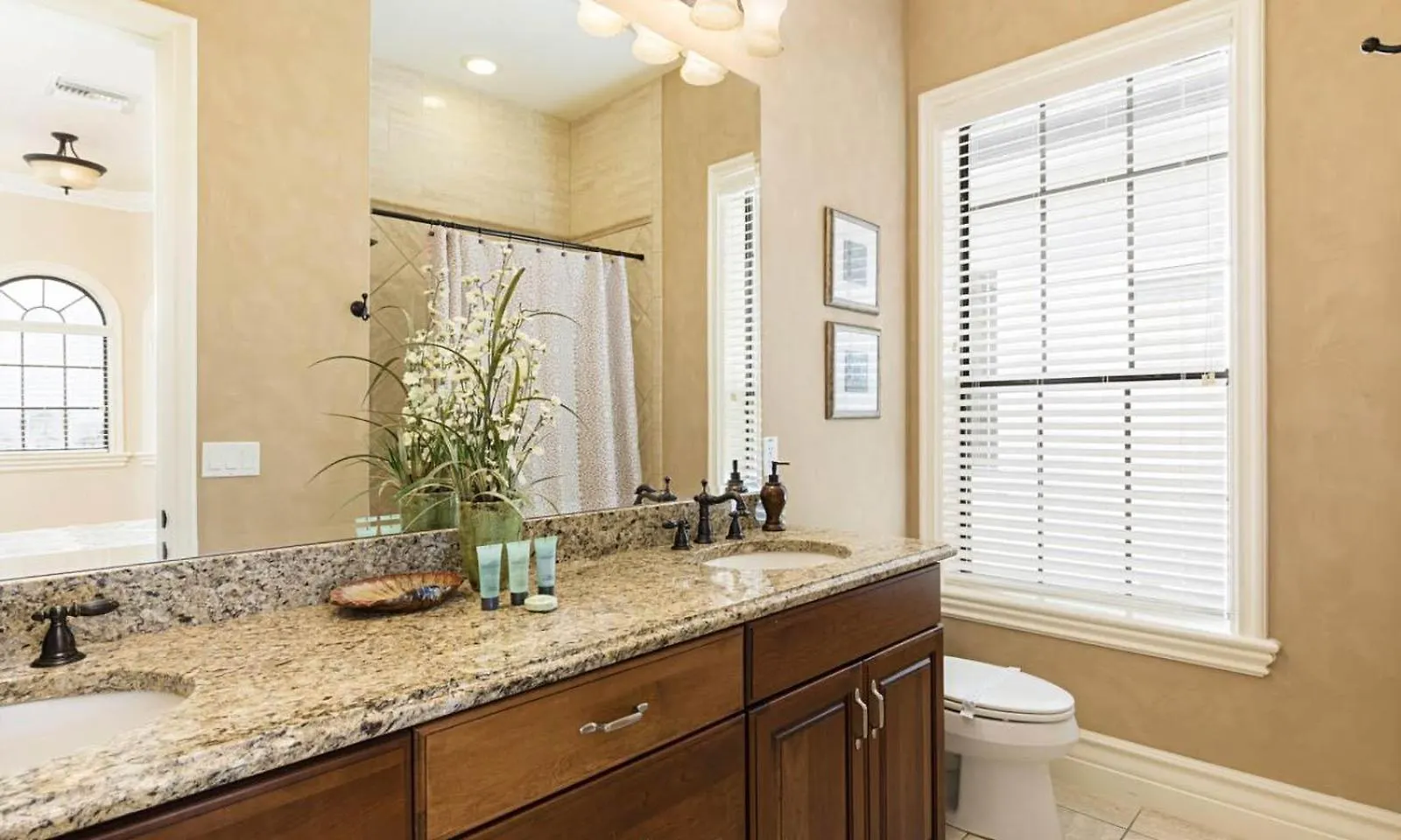 Wonderful 6 Bdrm With Private Pool At Reunion Holiday home *