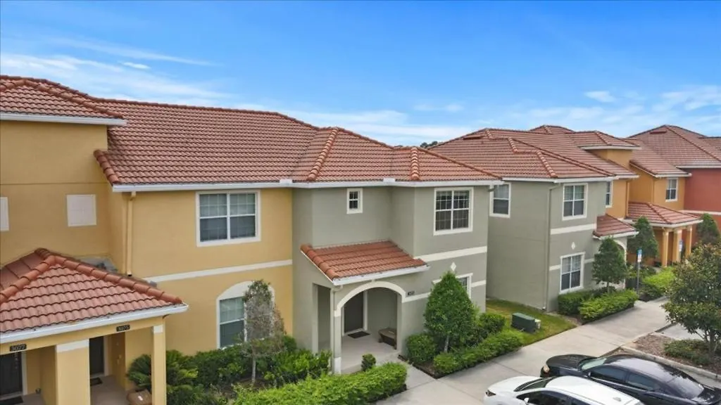 5 Bedrooms - 4 Bathrooms - Paradise Palms 3073 Bp Holiday home