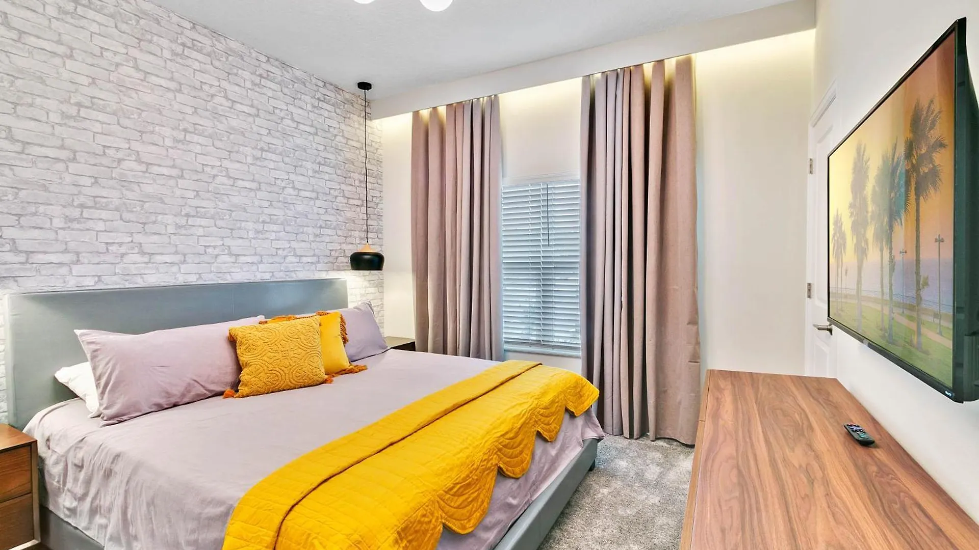 4 Bedrooms-3 Bathrooms- Storey 2849ss *