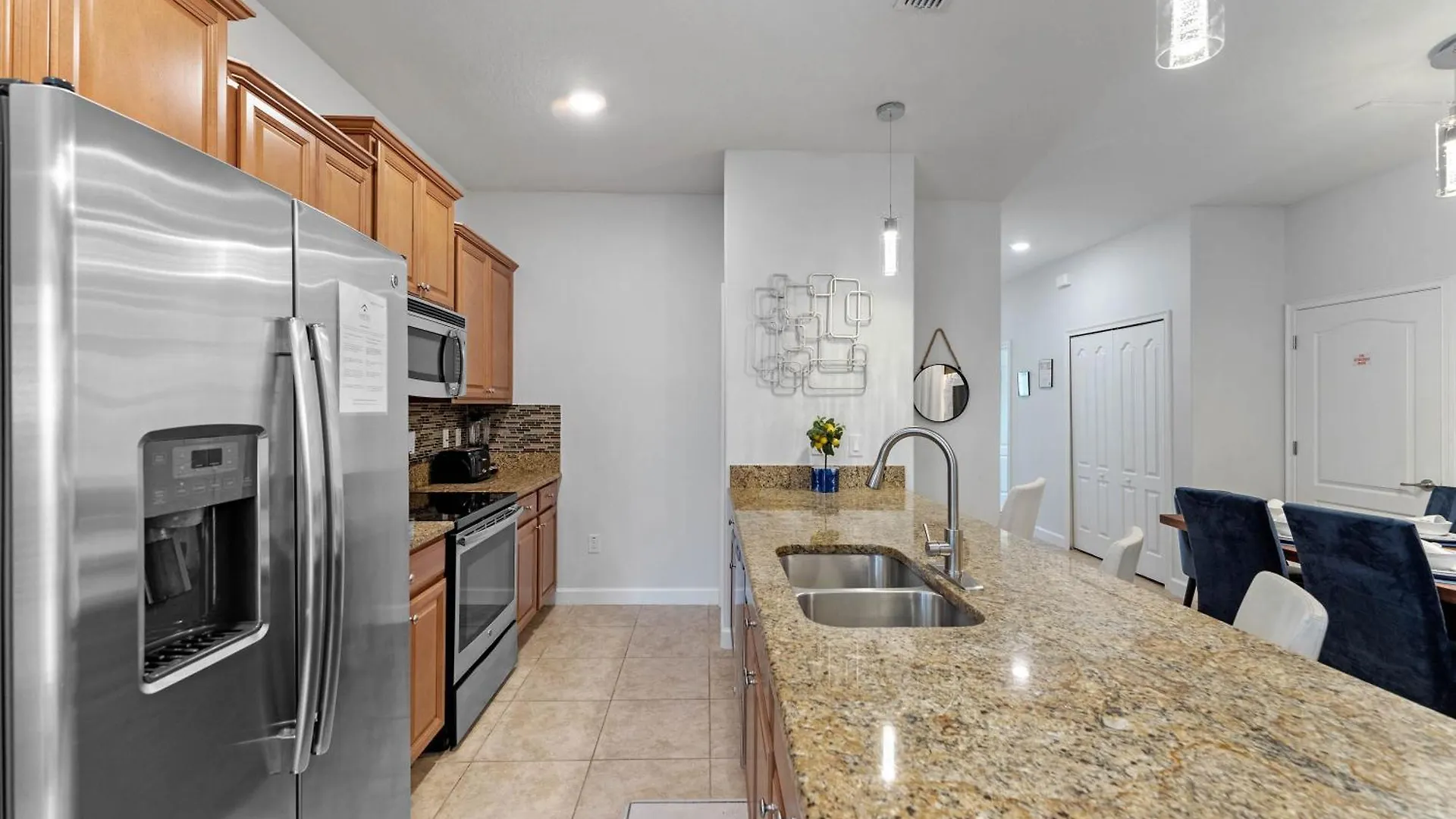 Holiday home 5 Bedrooms- 4 Bathrooms - Storey 4819 Ct *