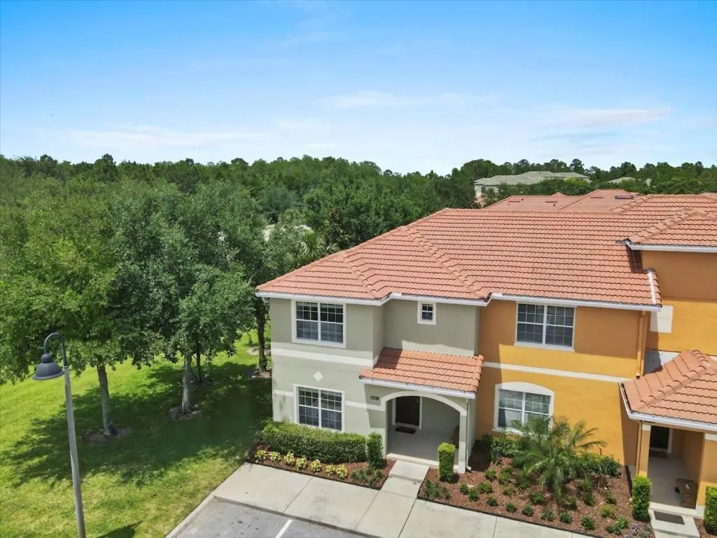 5 Bedrooms - 4 Bathrooms Paradise Palms 8981 Cp Kissimmee