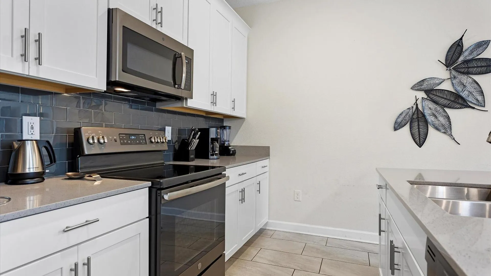 Casa vacanze 4 Bedroom- 3 Bathroom Storey 4818 Ml