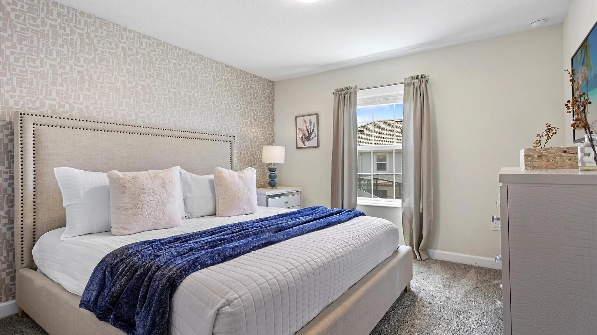 4 Bedroom- 3 Bathroom Storey 4818 Ml Casa vacanze *