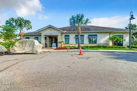 Cute Lakeview 2br With 2 Clubhouses Holiday home Kissimmee