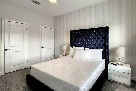 Dazzling Thematic 4br With Waterpark & Private Pool *