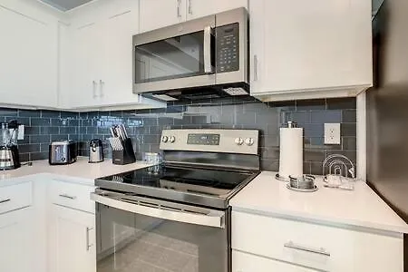 Lovely 2br Lakeview With 2 Clubhouses * Kissimmee