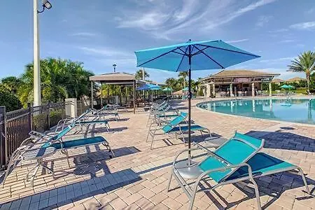 Beautiful 2br With Waterpark & Private Game Holiday home *