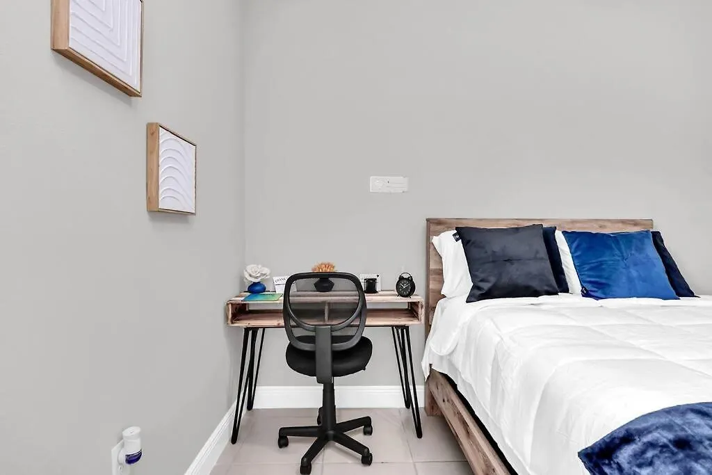 Uniquely Chic Near Disney! Kissimmee