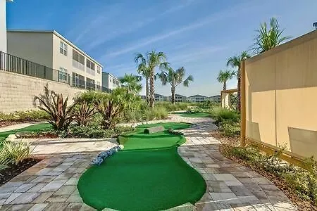 Magnificent Thematic 2br With Game & Waterpark