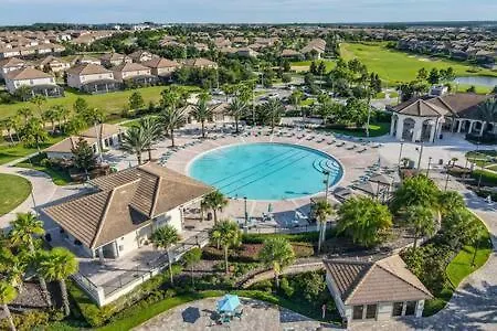 Holiday home Magnificent Thematic 2br With Game & Waterpark