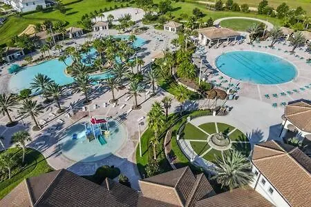 Holiday home Magnificent Thematic 2br With Game & Waterpark