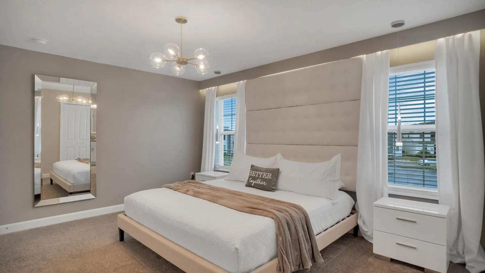 4 Bedrooms- 3 Bathrooms - Storey 4819 Ds Kissimmee