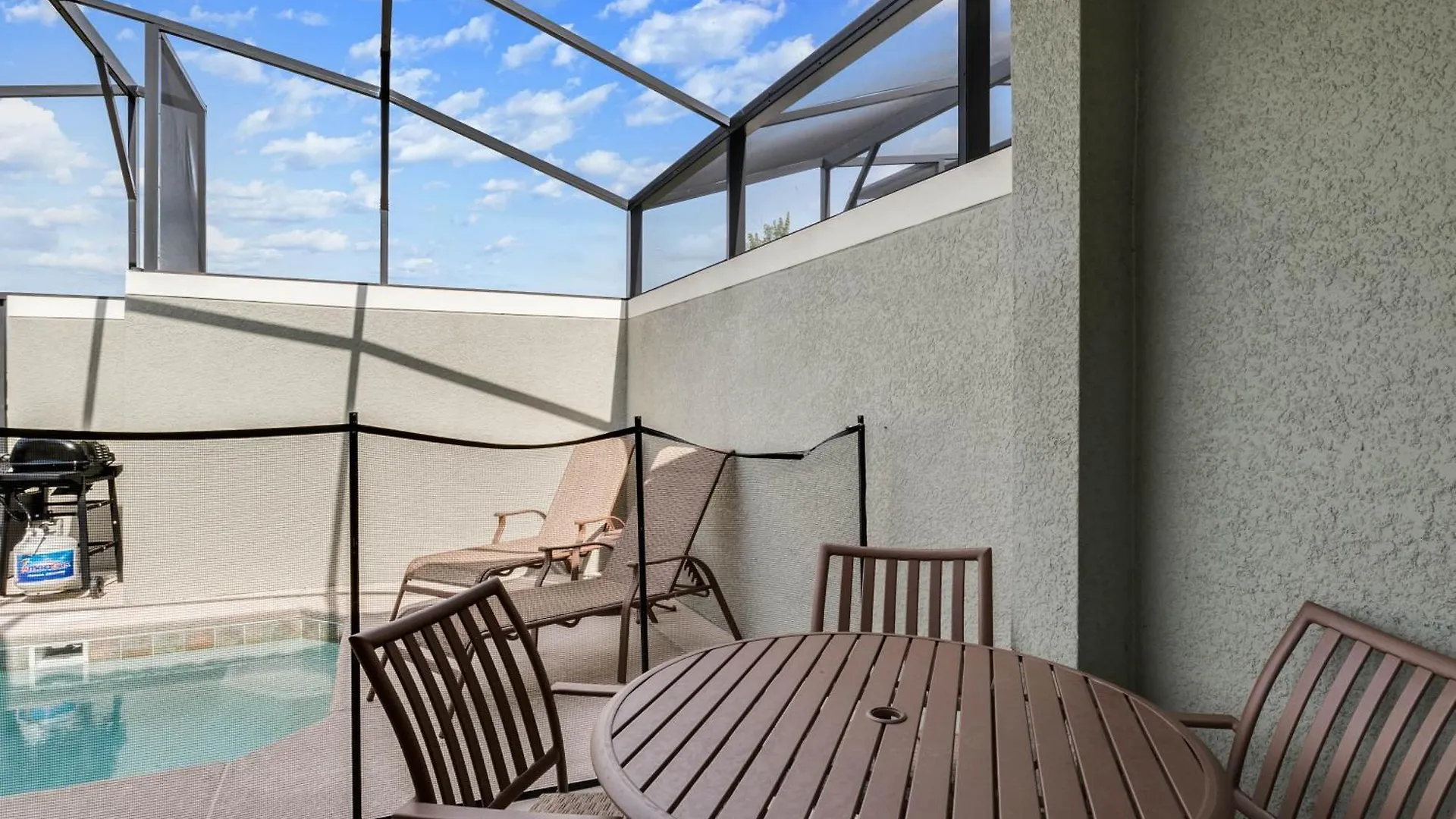 Holiday home 5 Bedrooms- 4 Bathrooms- Storey 4956 Wa Kissimmee