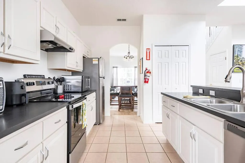 Comfortable House With Hot Tub Close To Holiday home