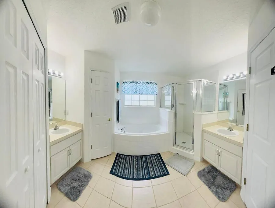 Holiday home Comfortable House With Hot Tub Close To *