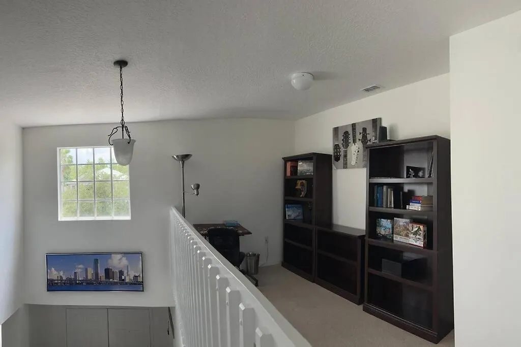 Comfortable House With Hot Tub Close To *