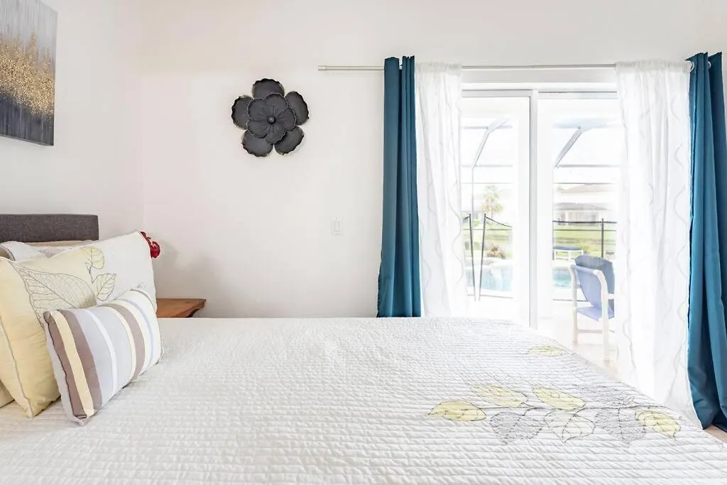 Holiday home Comfortable House With Hot Tub Close To Kissimmee