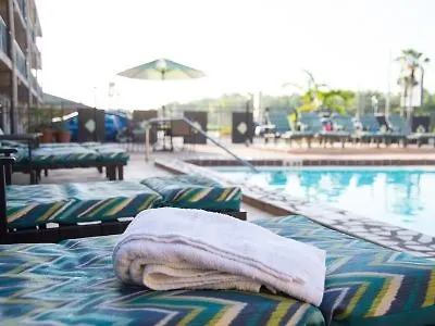 Hotel Seasons Florida