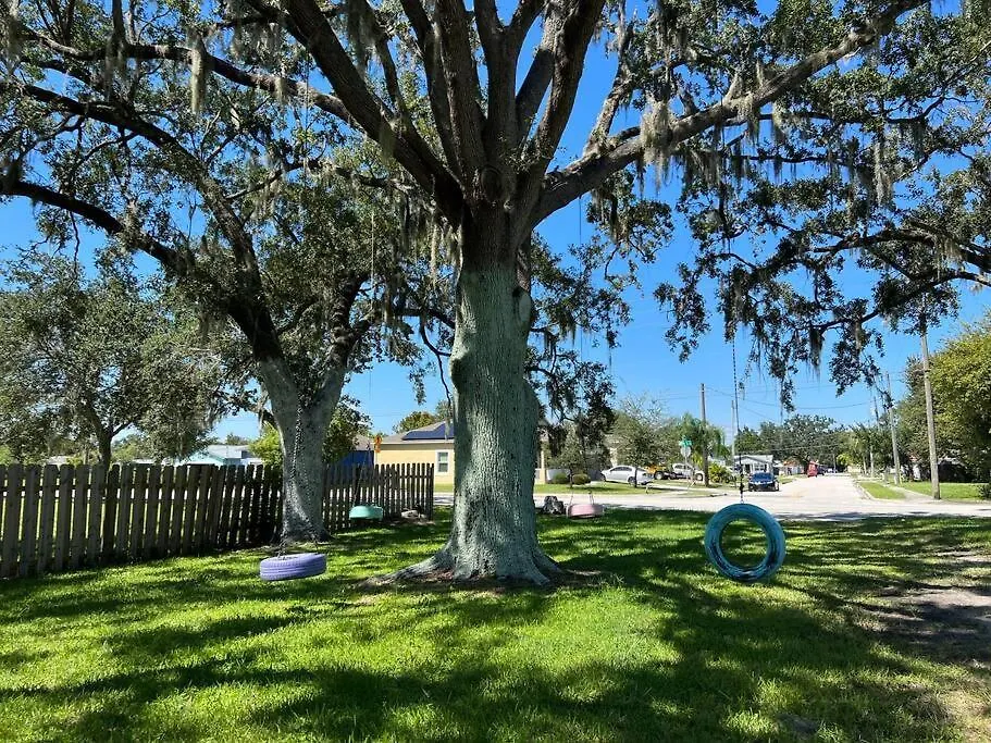 In With Huge Backyard * Kissimmee