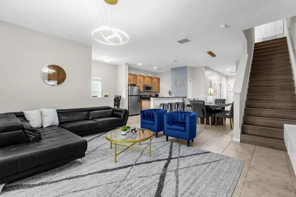 5 Bedroom- 4 Bathroom Paradise Palms 8964 Cp