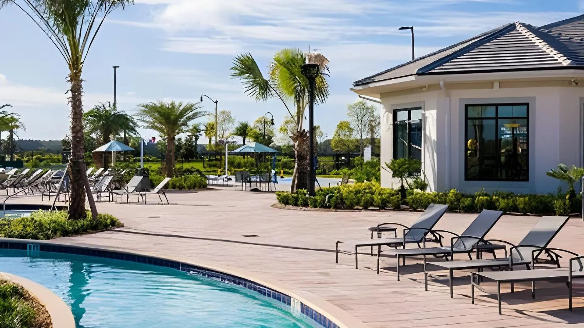 Storey Close To And Other Parks * Kissimmee
