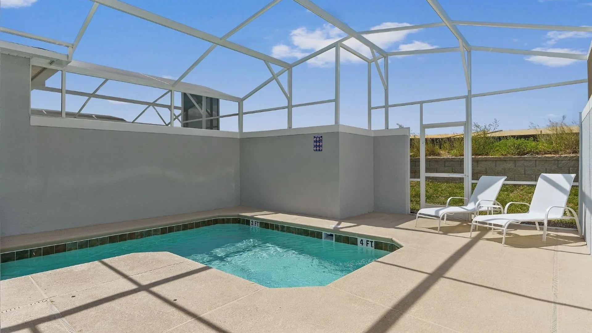 Amazing New Style Townhome 4br - 10 Guest!