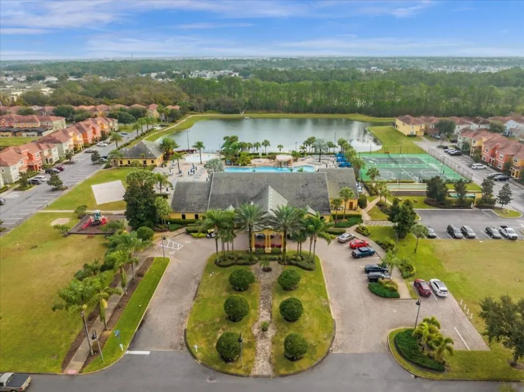 6 Bedrooms - 5 Bathrooms - Paradise Palms 8852 Cp