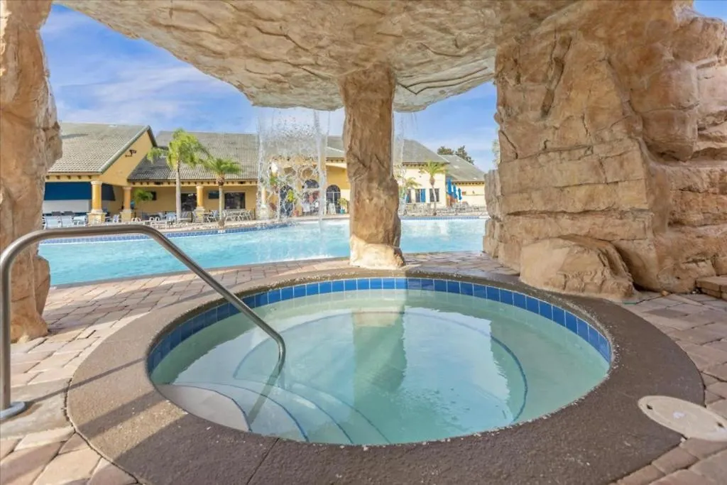 Holiday home 5 Bedrooms - 4 Bathrooms - Paradise Palms 3073 Bp