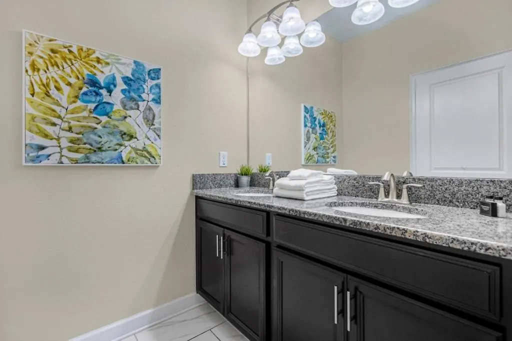5 Bedrooms - 4 Bathrooms - Storey 4806 Cs Holiday home Kissimmee