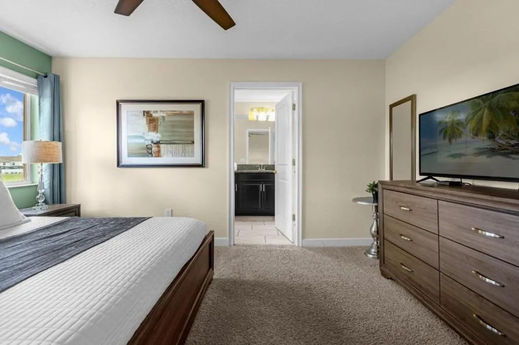 Holiday home 5 Bedrooms - 4 Bathrooms - Storey 4806 Cs *
