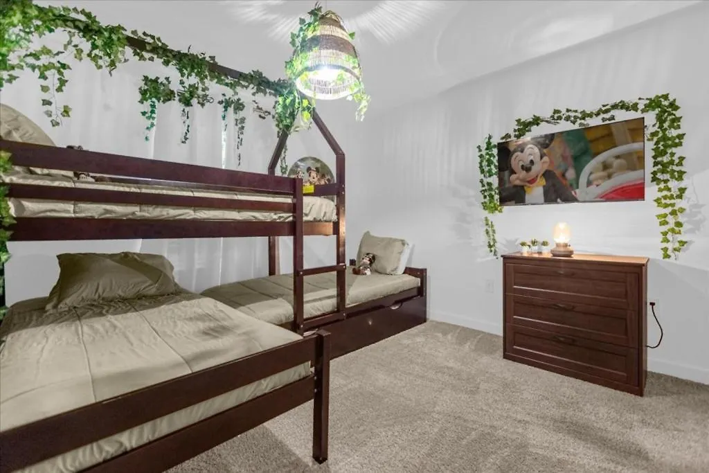 度假居 4 Bedrooms- 3 Bathrooms- Storey 4257 Pd 基西米