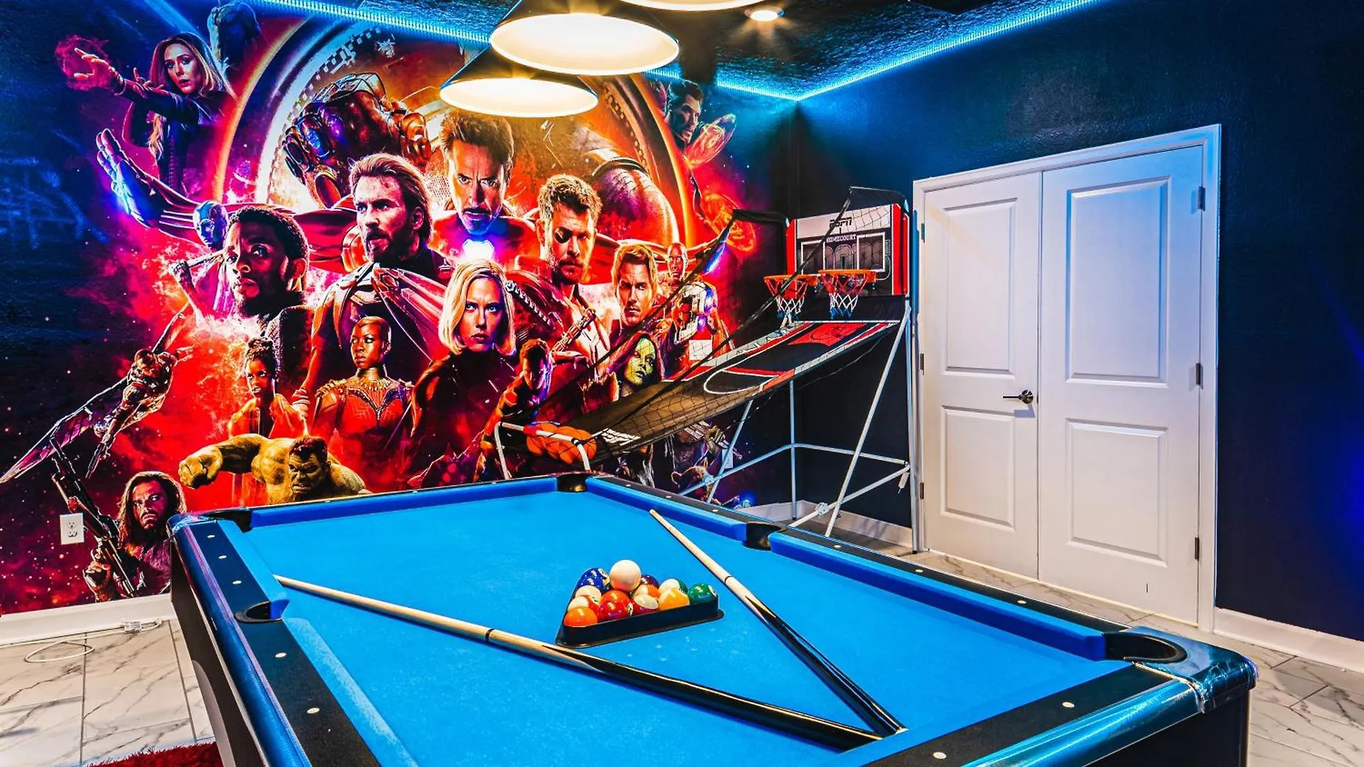 Family Oasis: Pool, Themed & Access