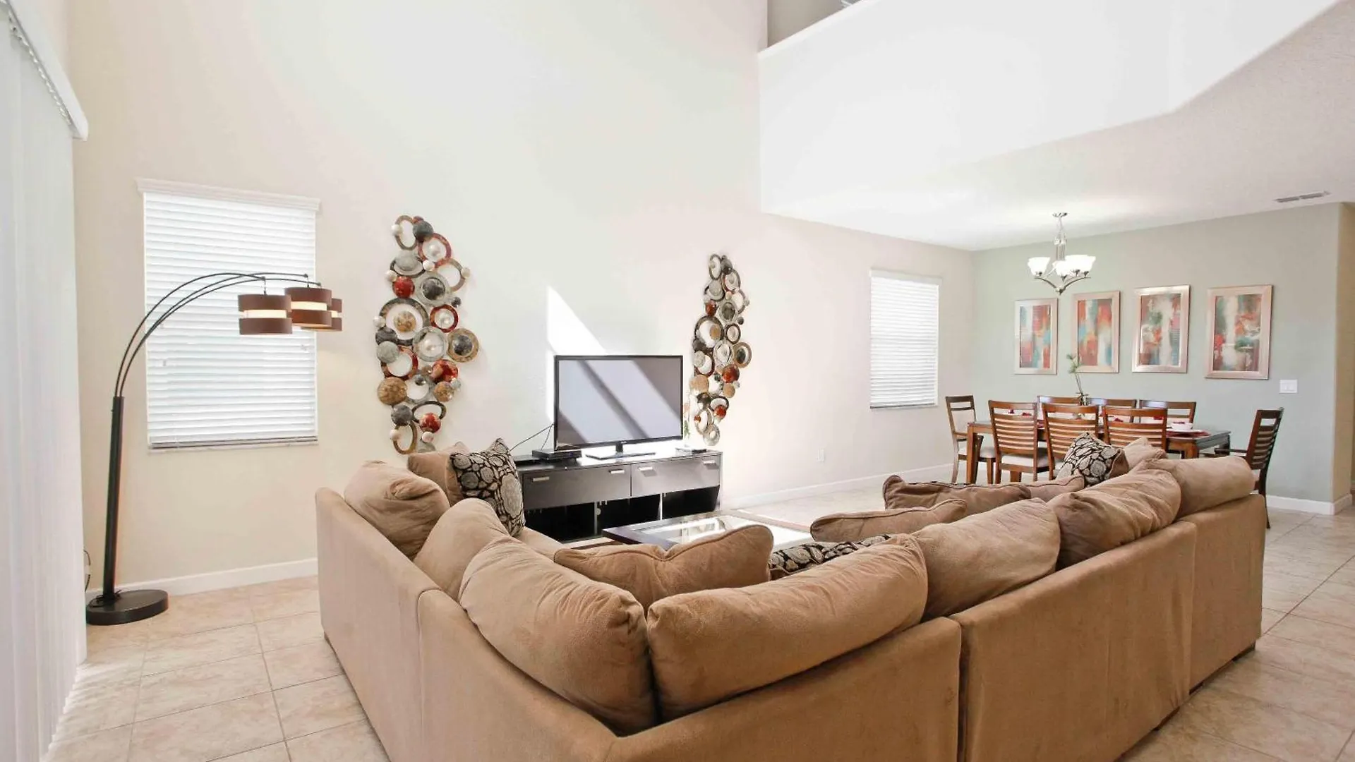 Have A Lot For Less Cozy 5br W Pool * 基西米