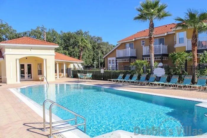4 Bedrooms- 3,5 Bathrooms- Berkley 938 Pt *