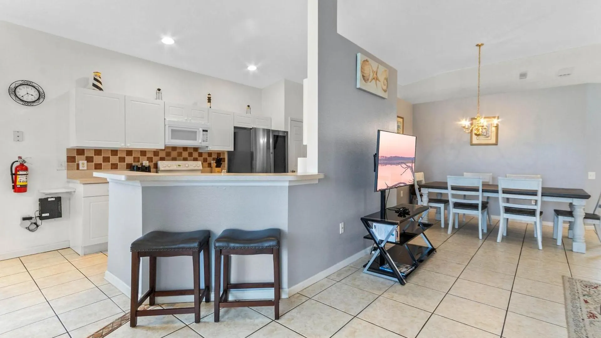 Three Bed Private Pool Just Steps Away From