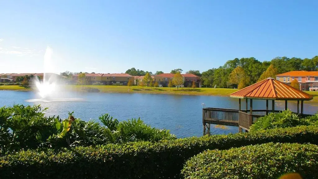 Luxury With Large Private South Facing Pool Apartment Kissimmee