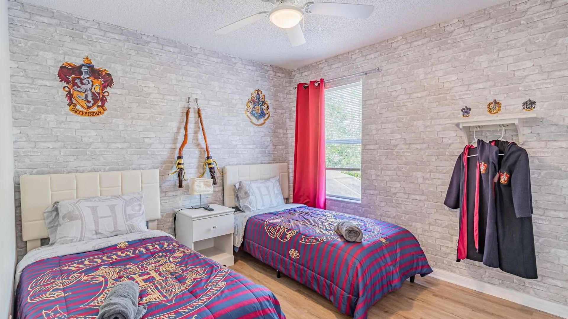 5-star With Private Pool, Minutes From 别墅 *