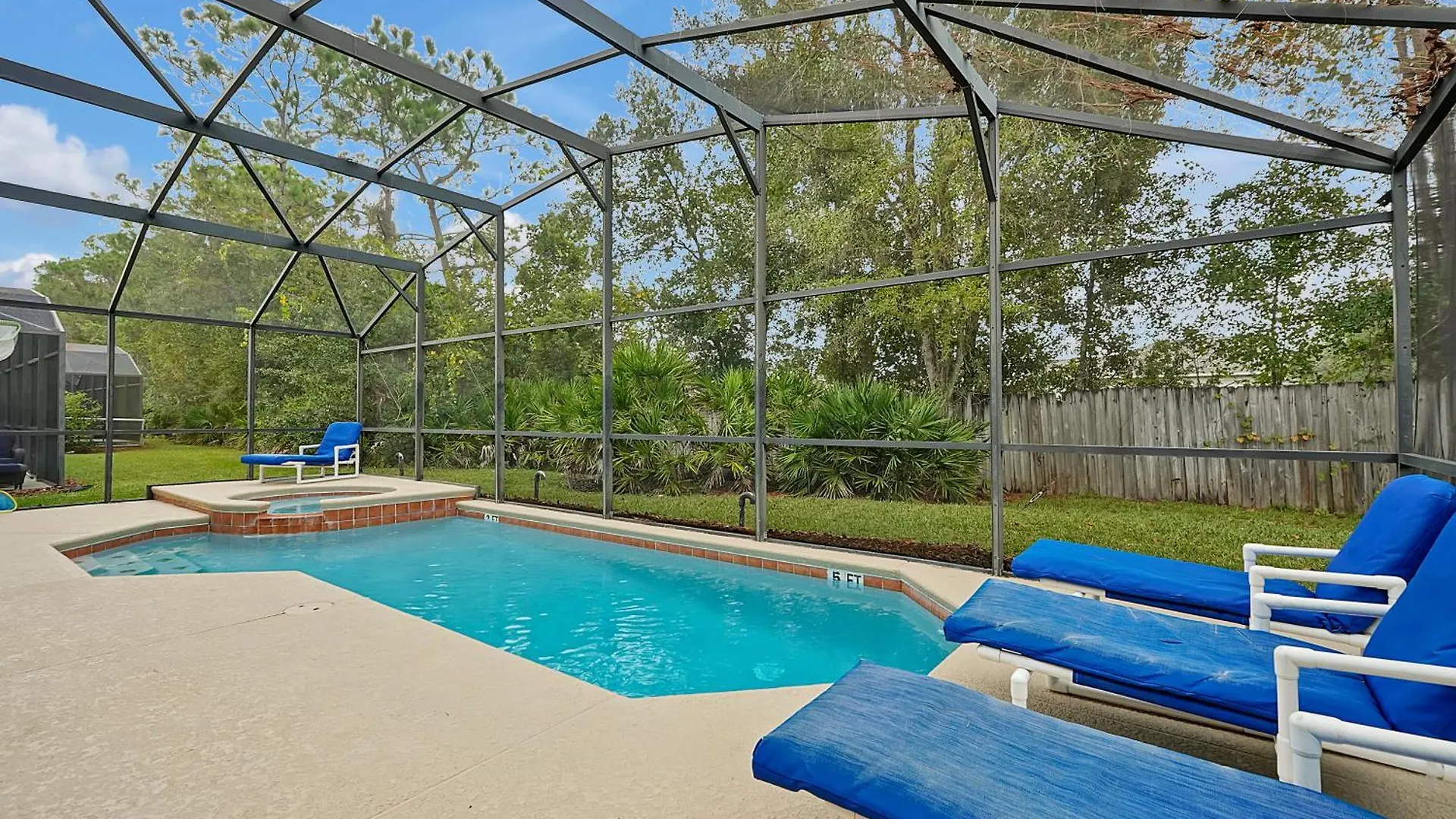 Holiday home Castaway Getaway - Very Popular 4 Bed Family Pool On Terra - Close To World