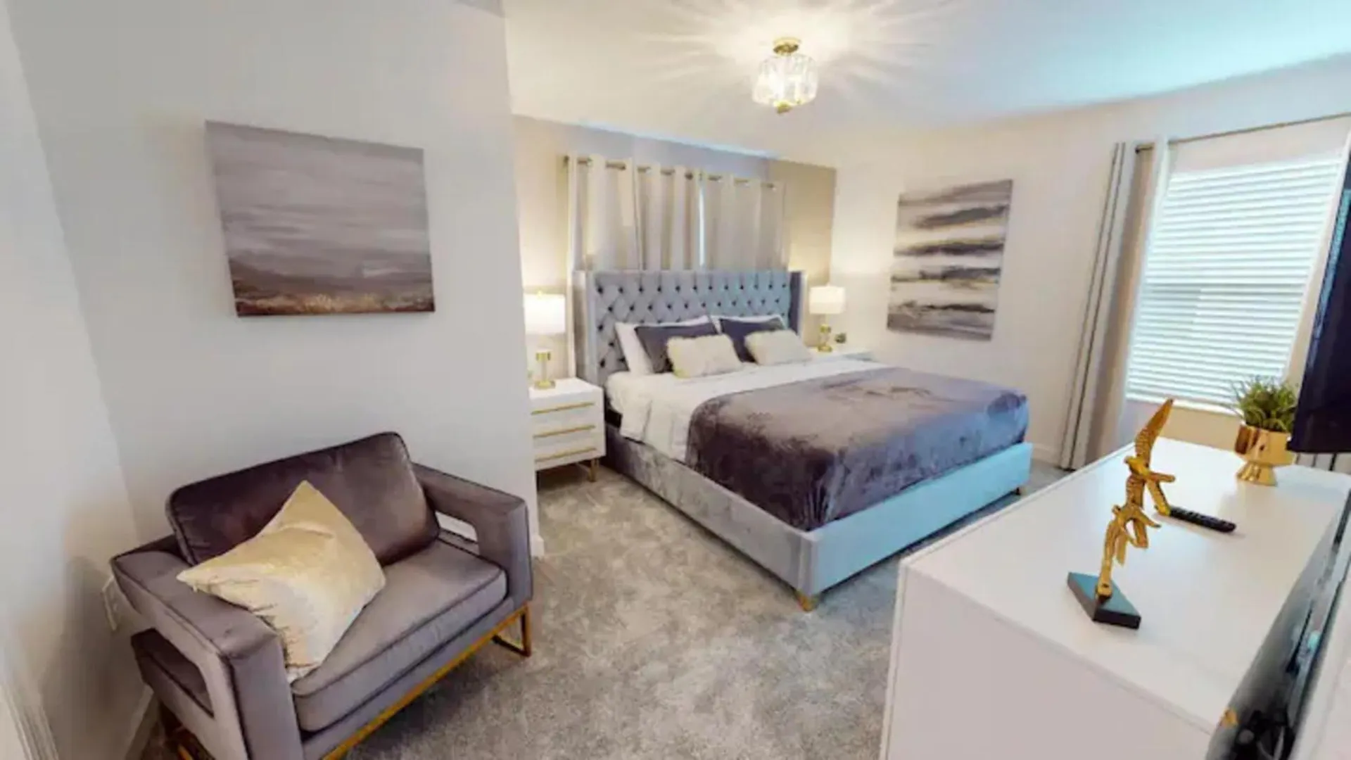 Experience The Magic Of Right At Your Doorstep With Our Large Pool & House Apartment *