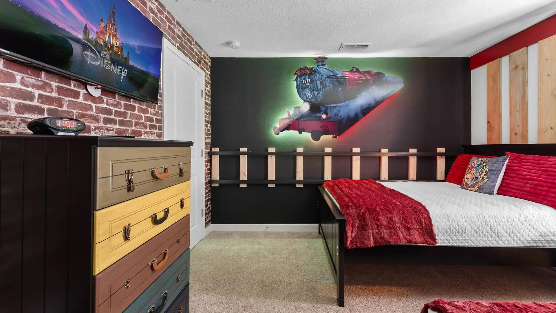 5br Amazing Townhouse At Storey Sl3152
