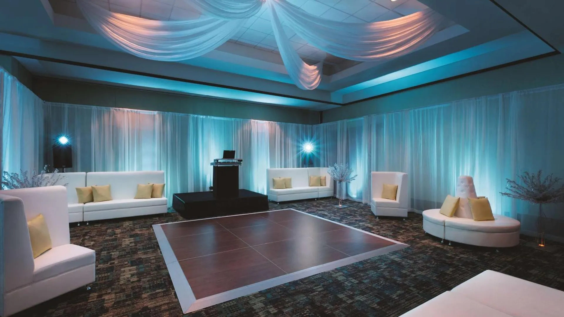 Embassy By Hilton Orlando Lake Buena Vista South