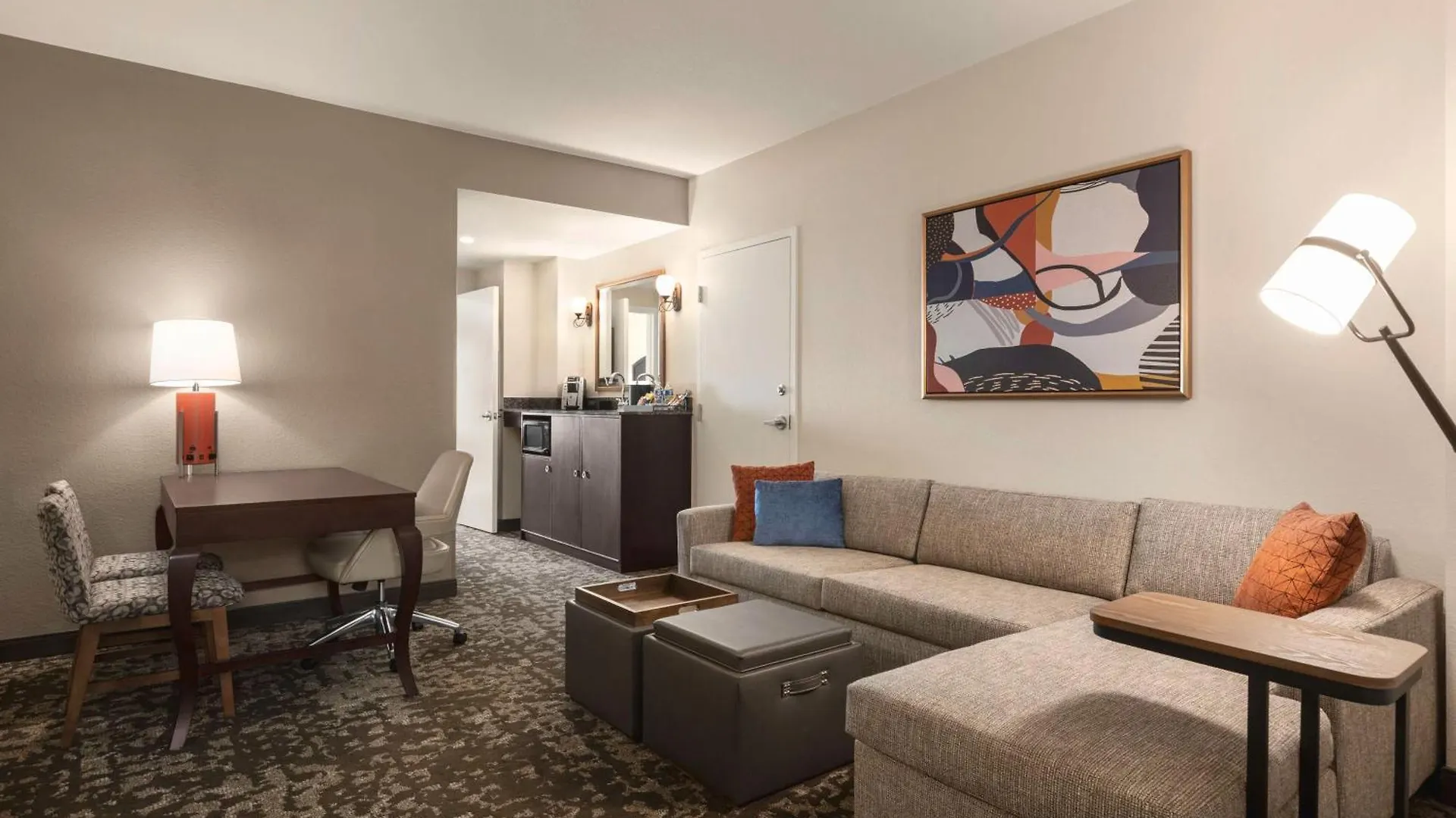 Hotel Embassy By Hilton Orlando Lake Buena Vista South 4*