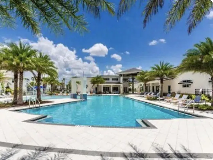 Holiday home 5br 5bath Pvt Bbq Pool 15min 3056ft *