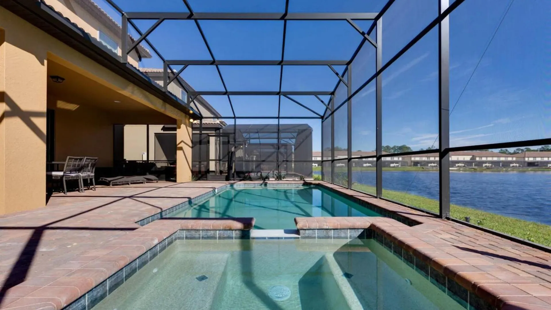 Holiday home Indulge In A Lakefront Retreat 9 Bedrooms And World-class Amenities *