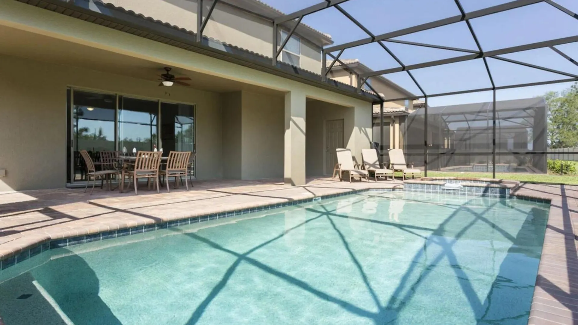 Experience Luxury In Gorgeous 8-bedroom At Golf Kissimmee